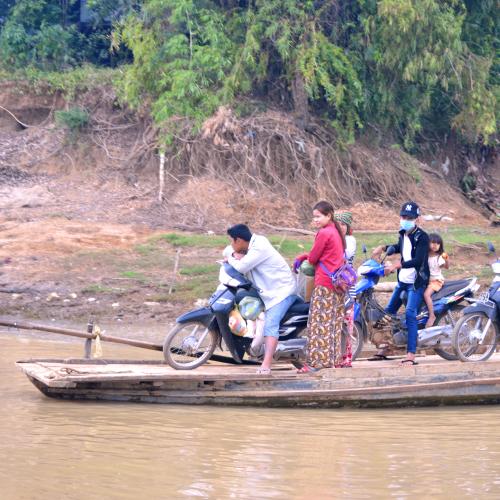 2016-12-31-battambang-siem-reap-2761-people
