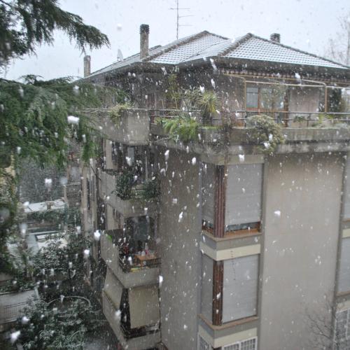 2012-02-03 Neve a Roma (Via della Mendola)