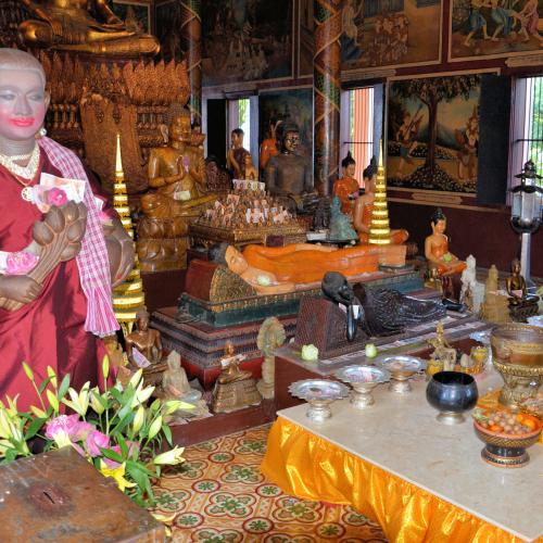 2016-12-24-phnom-penh-2050-pagodas