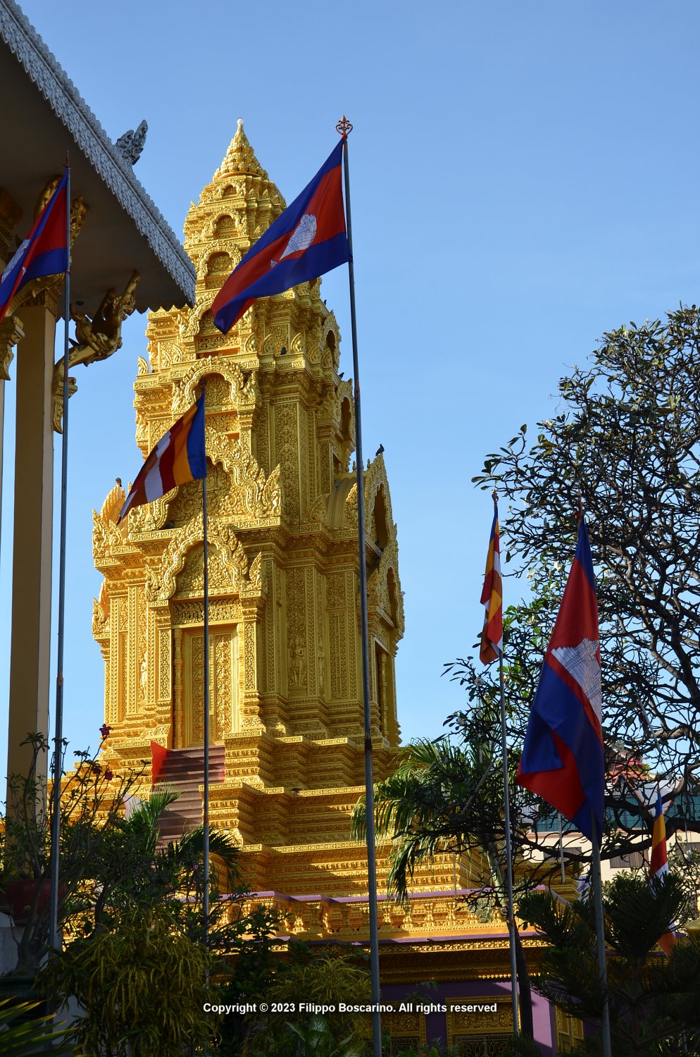2016-12-24-phnom-penh-2023-pagodas